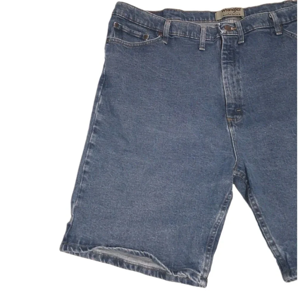 Sz 46 Wrangler Authentics Blue Denim Shorts Mens Raw Hem Heavyweight Cotton